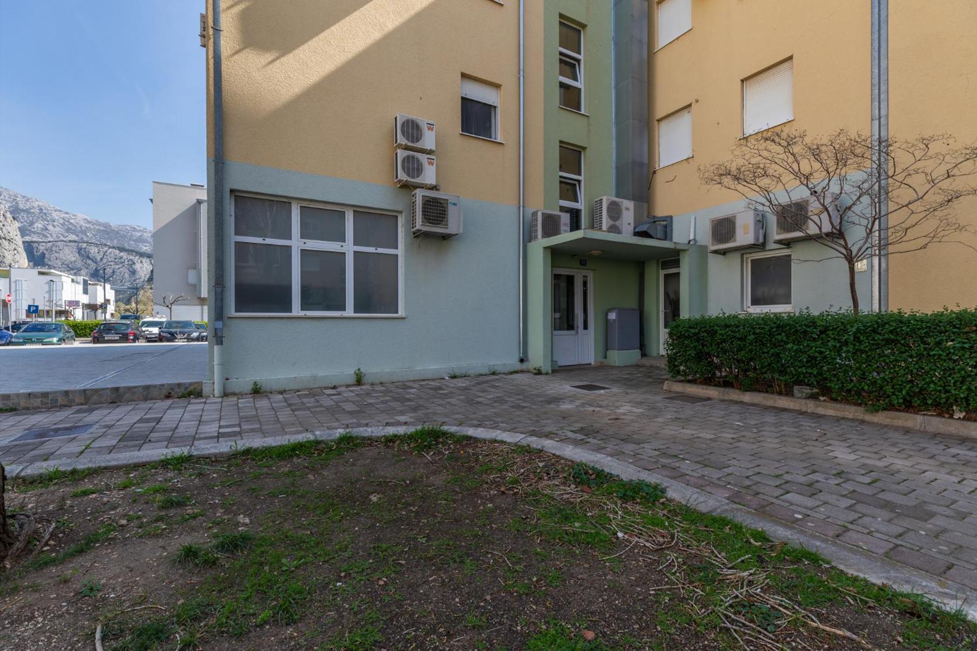 Apartment Marijo Omiš Exterior foto